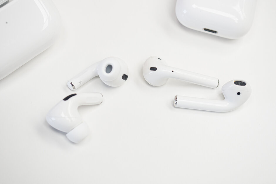 Apple-AirPods-Pro_1_52b03.jpg